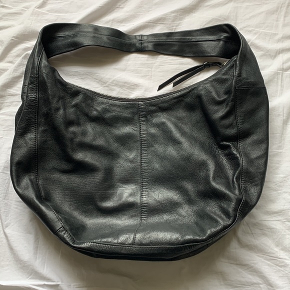 Witchery black leather hobo bag - Picture 4 of 8